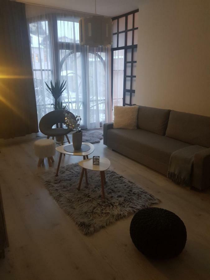 Downtown'S Pearl Apartment Pecs Luaran gambar