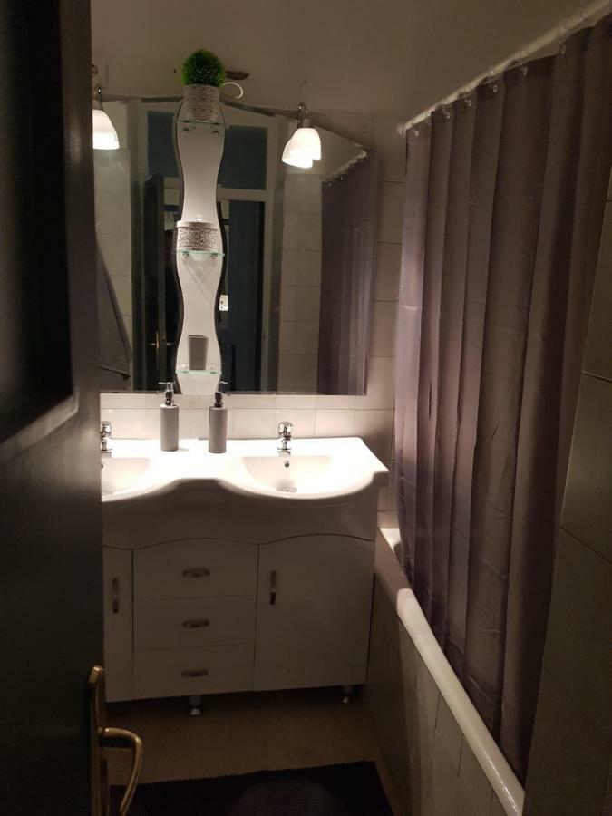 Downtown'S Pearl Apartment Pecs Luaran gambar