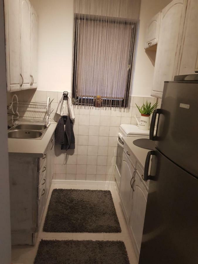Downtown'S Pearl Apartment Pecs Luaran gambar